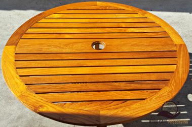 Teak refinshing service
