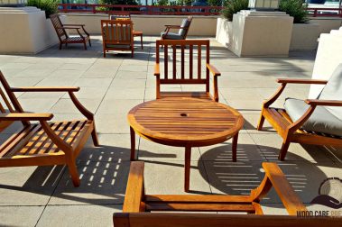 Teak refinshing service